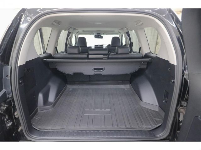 TOYOTA LANDCRUISER PRADO 2023 Image 31