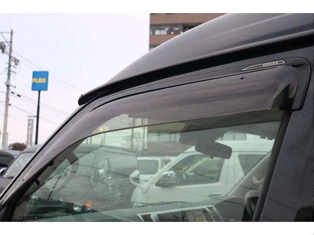 TOYOTA HIACE WAGON 4WD 2021 Image 31