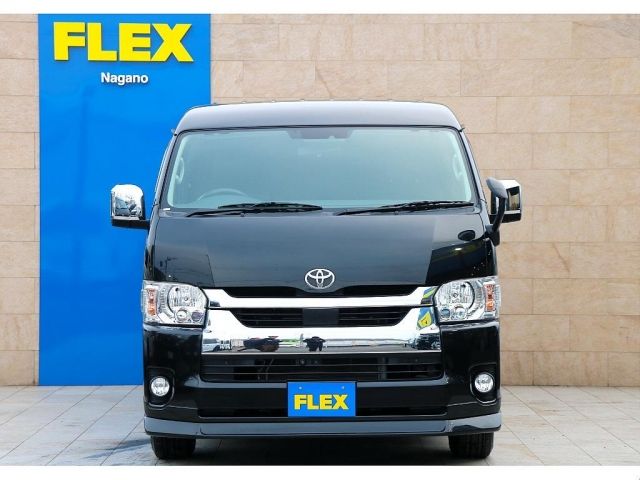 TOYOTA HIACE WAGON 4WD 2021 Image 31