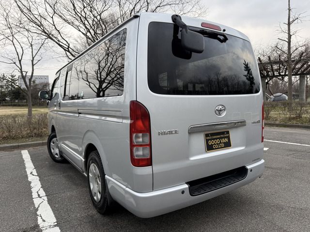 TOYOTA HIACE VAN 4WD 2009 Image 31