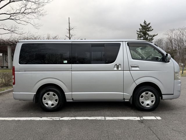 TOYOTA HIACE VAN 4WD 2009 Image 31