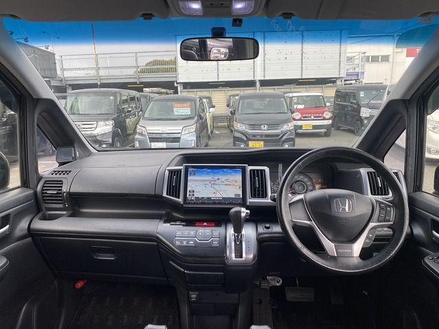 HONDA STEPWAGON SPADA 2012 Image 31