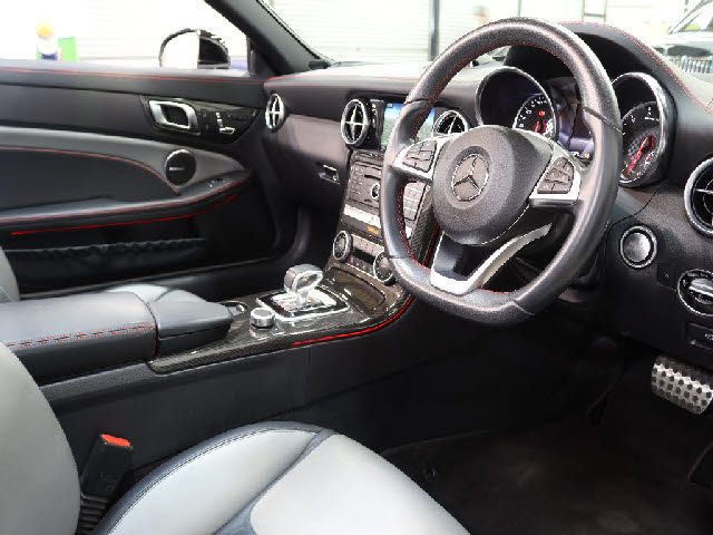 MERCEDES BENZ MERCEDES AMG SLC CLA 2017 Image 31