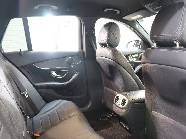 MERCEDES BENZ C CLAS 2018 Image 31