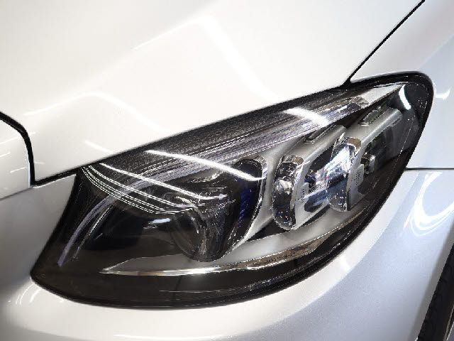 MERCEDES BENZ C CLAS 2018 Image 31