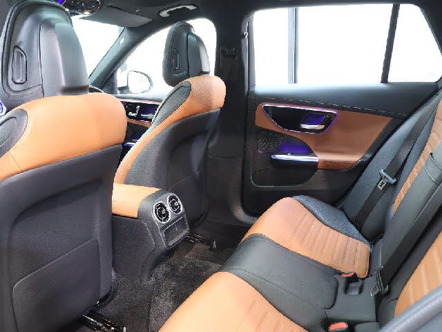 MERCEDES BENZ C CLAS 2023 Image 31