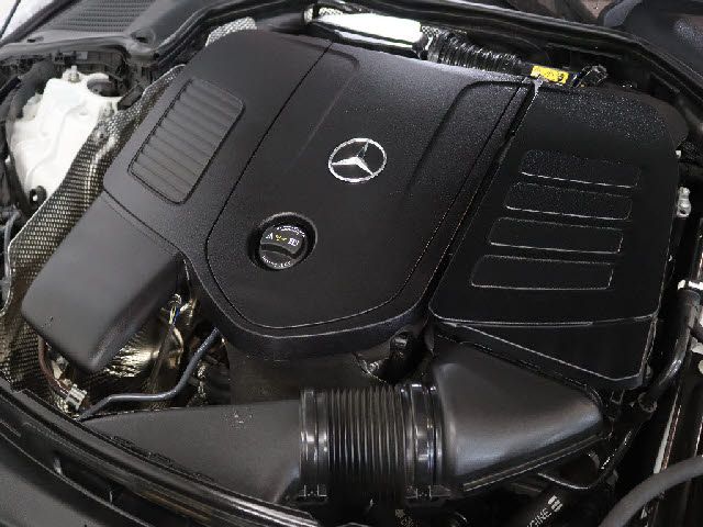 MERCEDES BENZ C CLAS 2023 Image 31