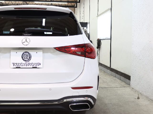 MERCEDES BENZ C CLAS 2023 Image 31