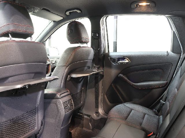 MERCEDES BENZ B CLAS 2015 Image 31