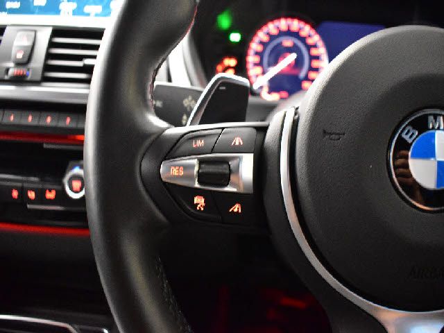 BMW 3SERIES TOURING 2017 Image 31