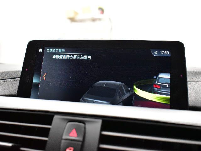 BMW 3SERIES TOURING 2017 Image 31