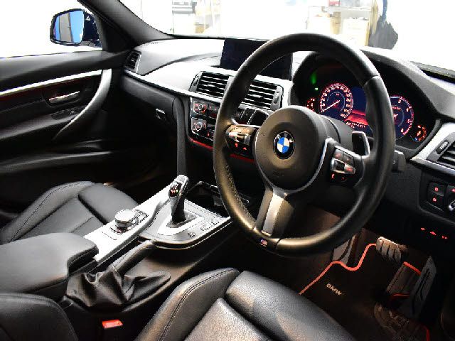 BMW 3SERIES TOURING 2017 Image 31