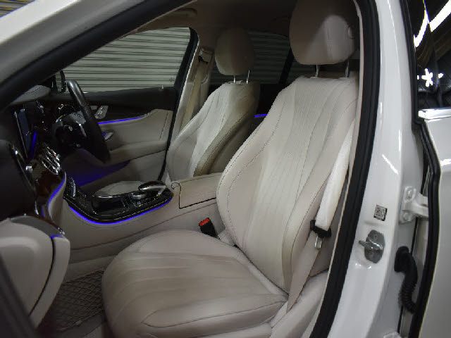 MERCEDES BENZ E CLAS 2017 Image 31