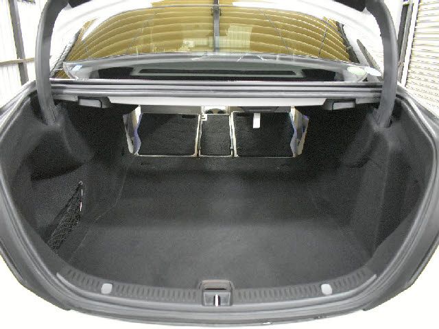 MERCEDES BENZ E CLAS 2017 Image 31