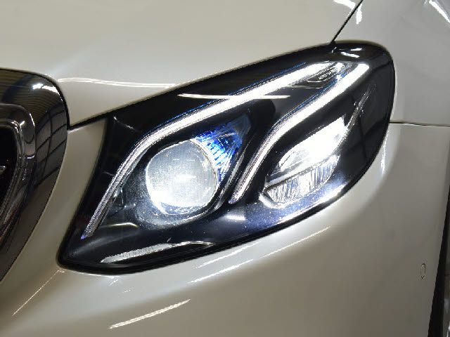 MERCEDES BENZ E CLAS 2017 Image 31