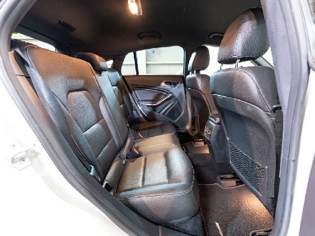 MERCEDES BENZ CLA SH 2018 Image 31