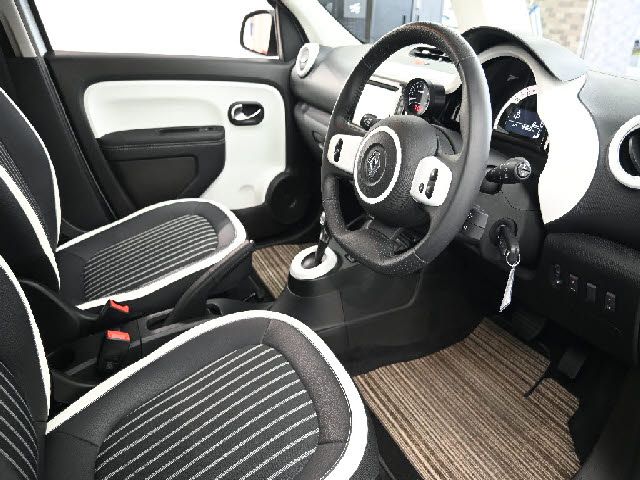RENAULT TWINGO 2023 Image 31
