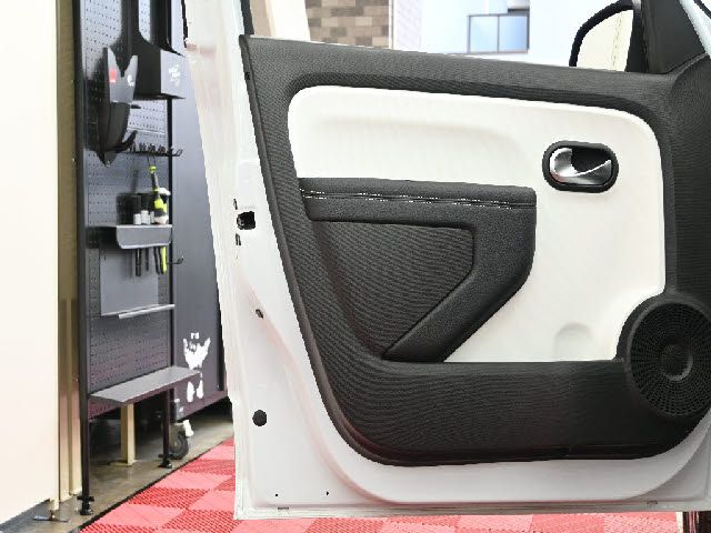 RENAULT TWINGO 2023 Image 31