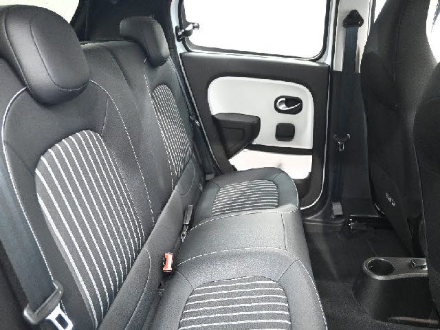 RENAULT TWINGO 2023 Image 31