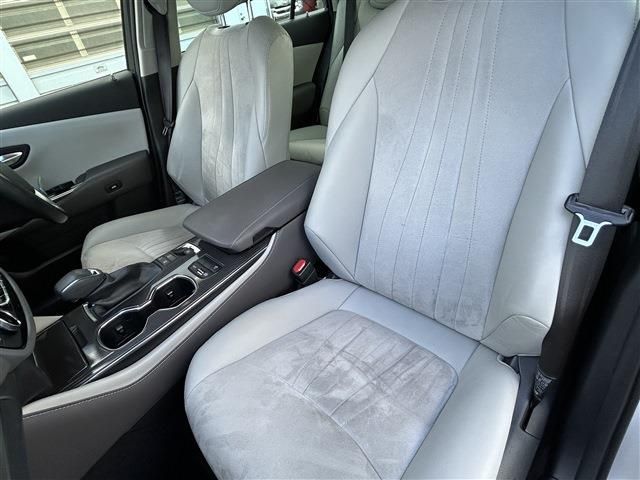 TOYOTA CROWN SEDAN HYBRID 4 2020 Image 31