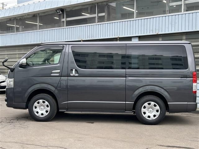 TOYOTA HIACE VAN 4WD 2020 Image 31