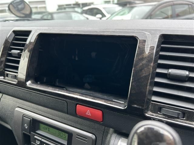 TOYOTA HIACE VAN 4WD 2020 Image 31