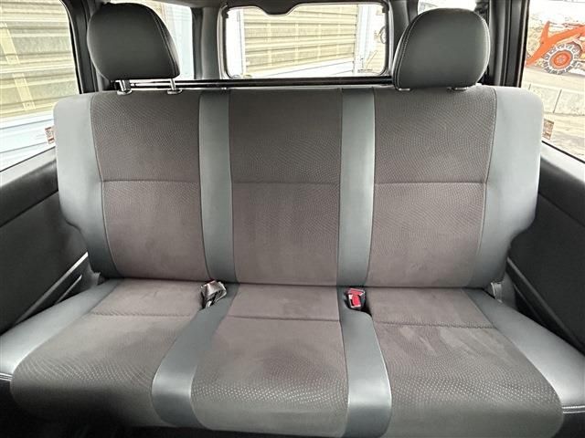 TOYOTA HIACE VAN 4WD 2020 Image 31