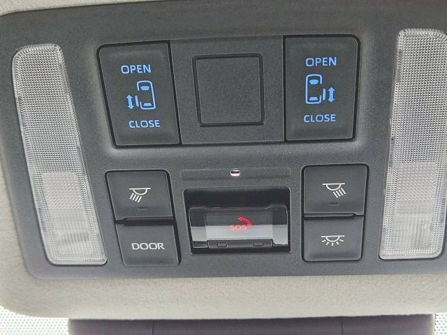 TOYOTA NOAH HYBRID 2025 Image 31