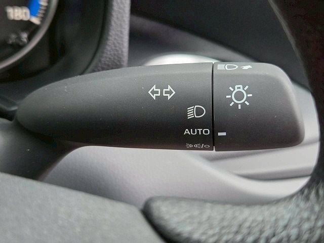 TOYOTA NOAH HYBRID 2025 Image 31