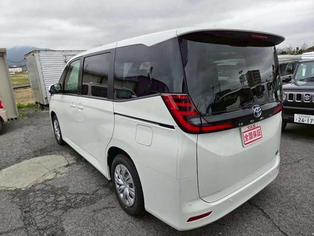 TOYOTA NOAH HYBRID 2025 Image 31
