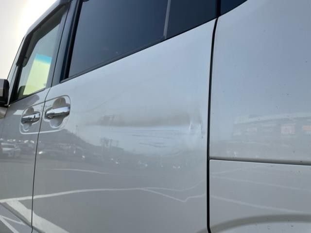 HONDA N BOX 2017 Image 31