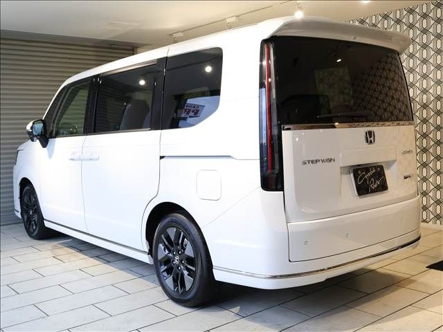 HONDA STEPWAGON E:HEV SPAD 2026 Image 31