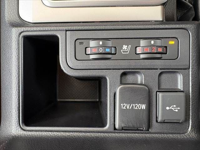 TOYOTA LANDCRUISER PRADO 2022 Image 31