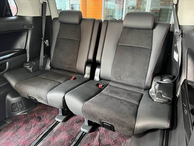 TOYOTA VELLFIRE 2013 Image 31