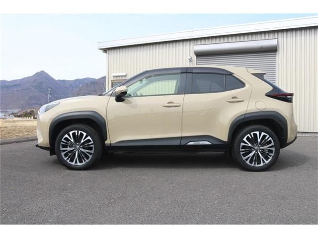 TOYOTA YARIS CROSS HYBRID 2021 Image 31