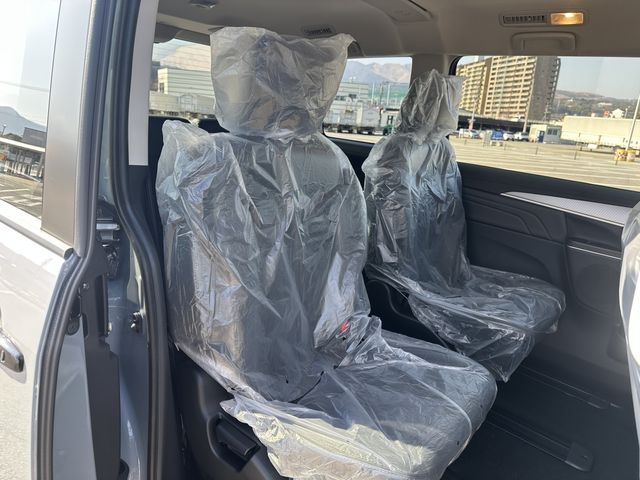 MITSUBISHI DELICA D:5 4WD 2026 Image 31