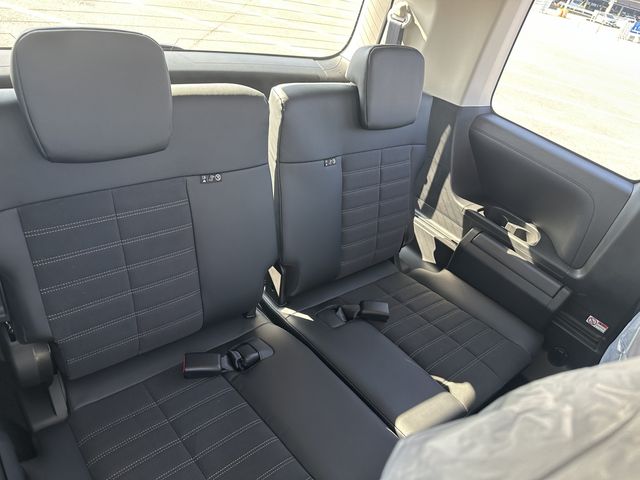 MITSUBISHI DELICA D:5 4WD 2026 Image 31