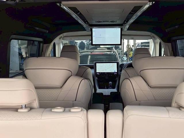 TOYOTA ALPHARD HYBRID 2024 Image 31
