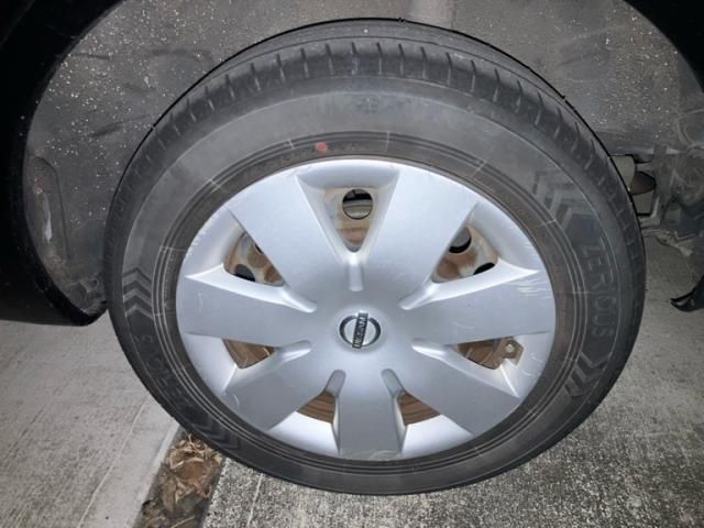 NISSAN NOTE 2012 Image 31