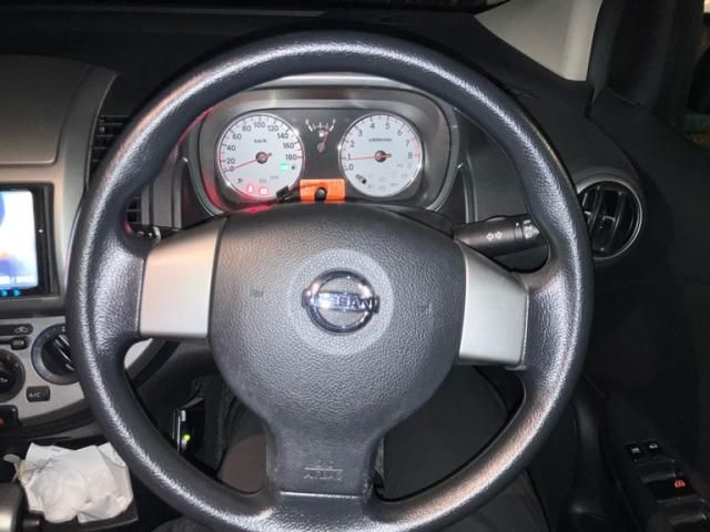 NISSAN NOTE 2012 Image 31
