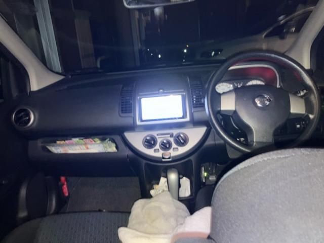 NISSAN NOTE 2012 Image 31