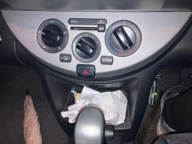 NISSAN NOTE 2012 Image 31