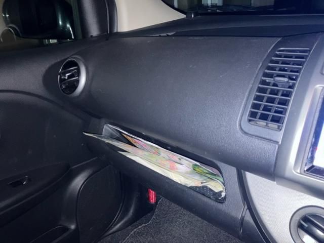 NISSAN NOTE 2012 Image 31