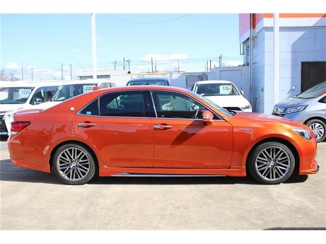 TOYOTA CROWN SEDAN HYBRID 2016 Image 31