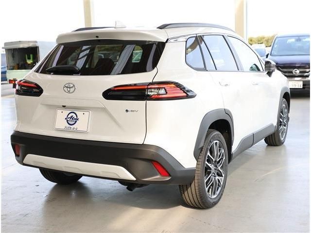 TOYOTA COROLLA CROSS HYBRID 2026 Image 31