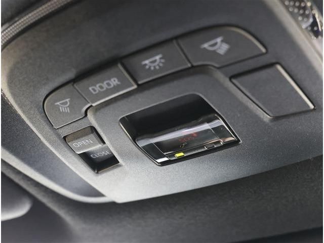 TOYOTA COROLLA CROSS HYBRID 2026 Image 31