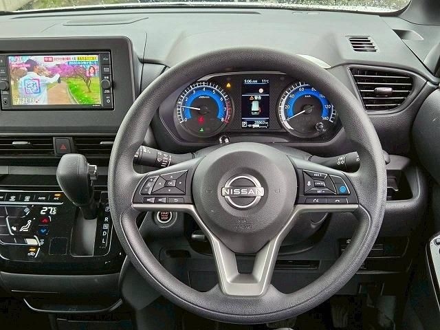 NISSAN ROOX 2023 Image 31