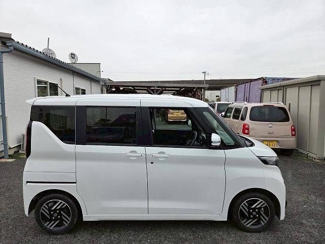 NISSAN ROOX 2023 Image 31