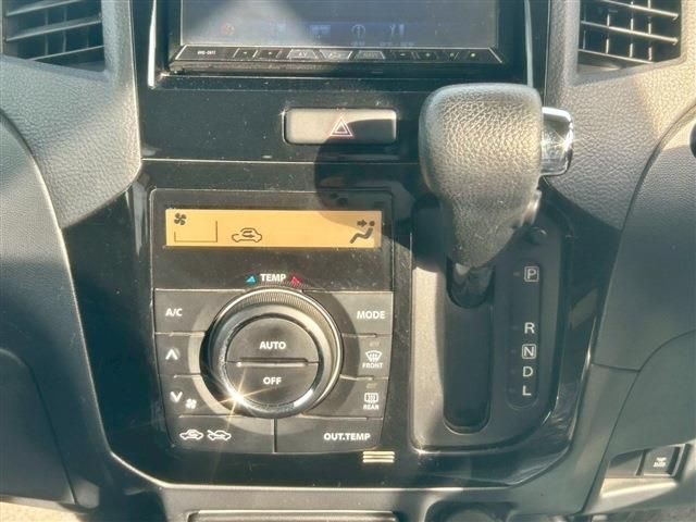 NISSAN ROOX 2012 Image 31