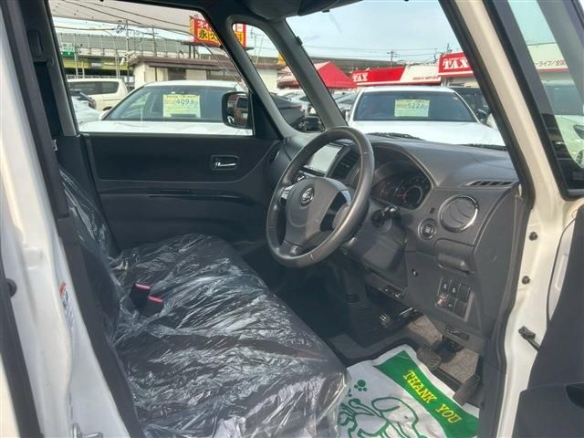 NISSAN ROOX 2012 Image 31